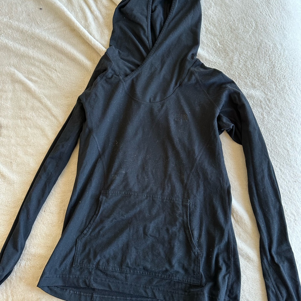 North face pull over